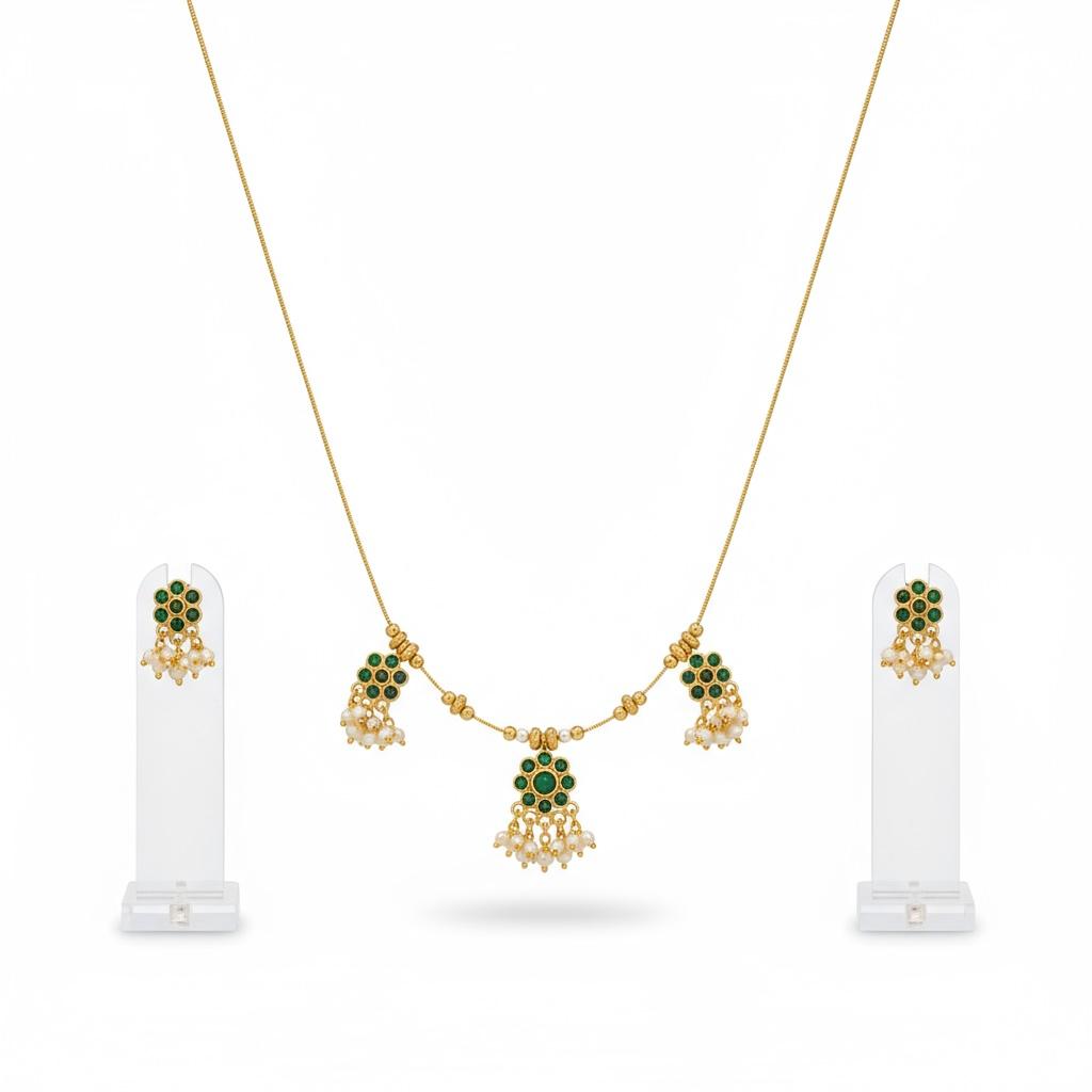 Invisible Necklace set three pendants Green Color